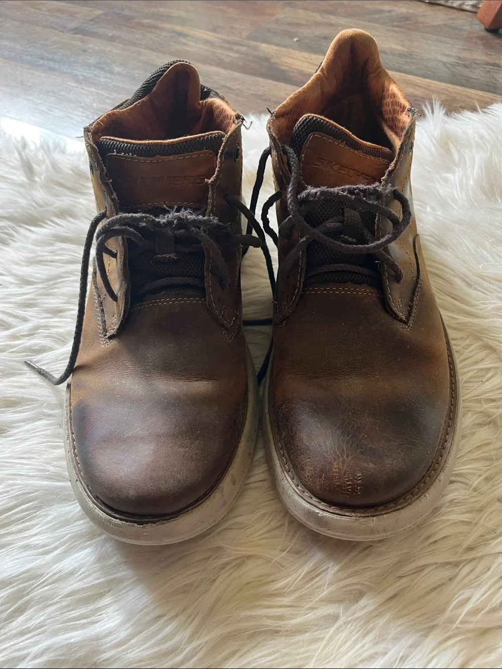 Skechers Men’s Brown Leather Chukka Boots Comfort Casual Lace-Up Ankle Shoes